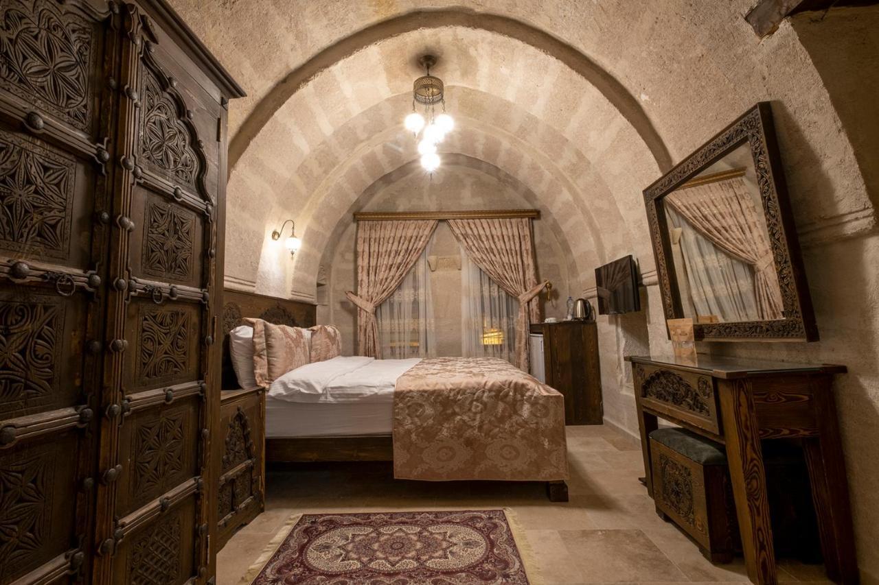 Underground Cave Suites Hotel Göreme Esterno foto