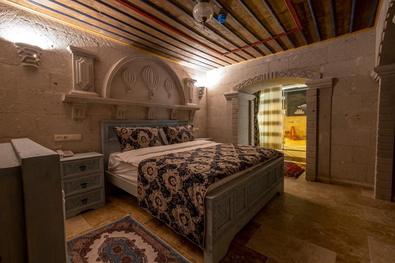 Underground Cave Suites Hotel Göreme Esterno foto