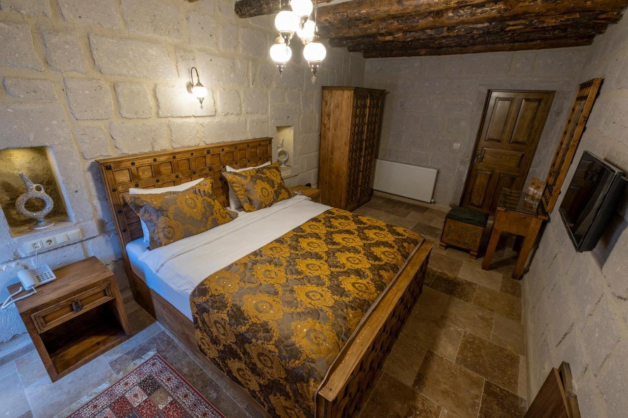 Underground Cave Suites Hotel Göreme Esterno foto