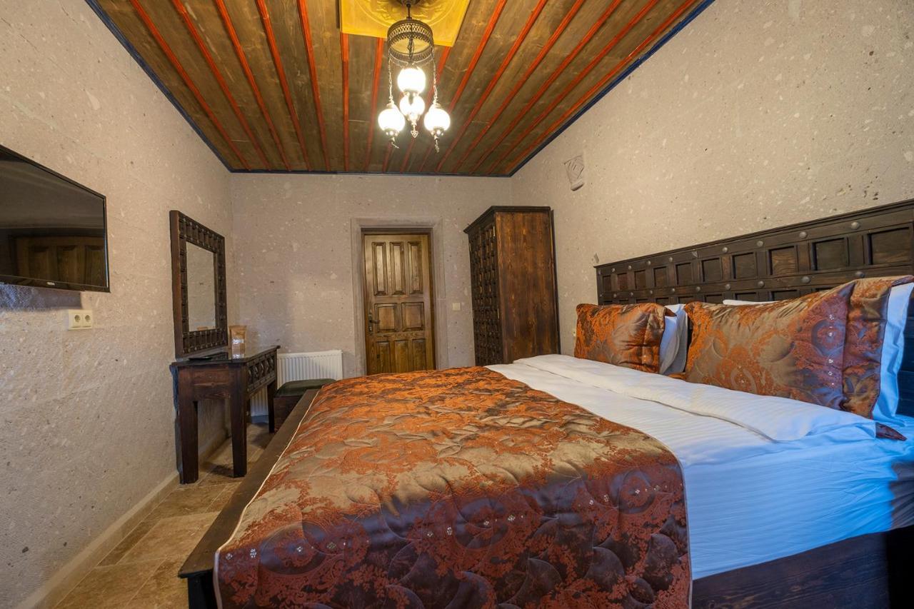Underground Cave Suites Hotel Göreme Esterno foto