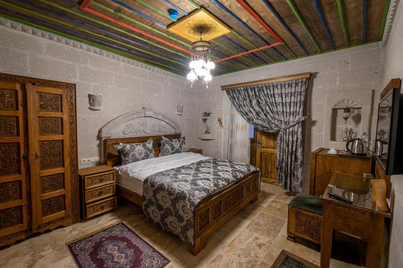 Underground Cave Suites Hotel Göreme Esterno foto