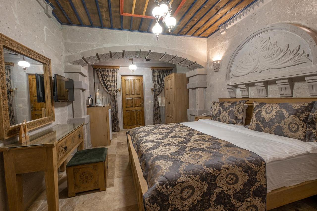 Underground Cave Suites Hotel Göreme Esterno foto