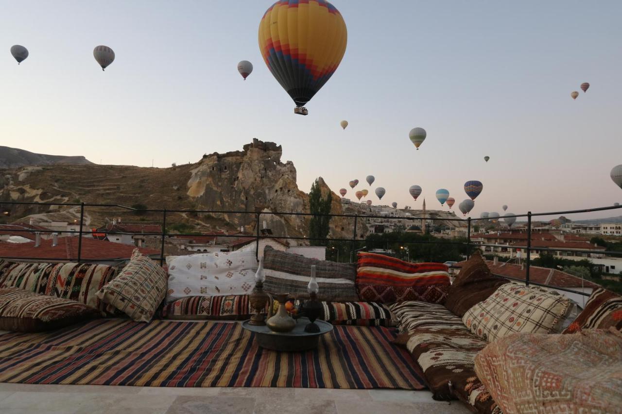 Underground Cave Suites Hotel Göreme Esterno foto