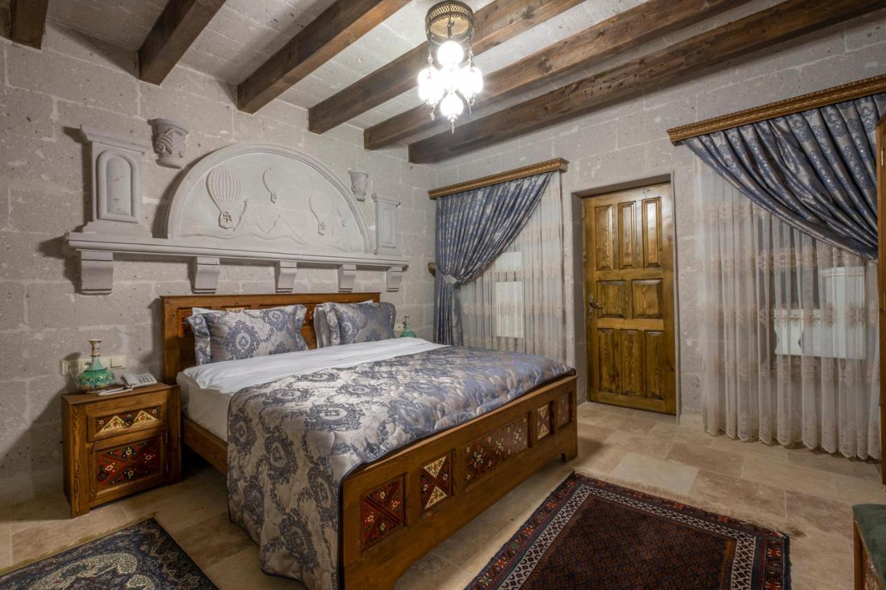 Underground Cave Suites Hotel Göreme Esterno foto