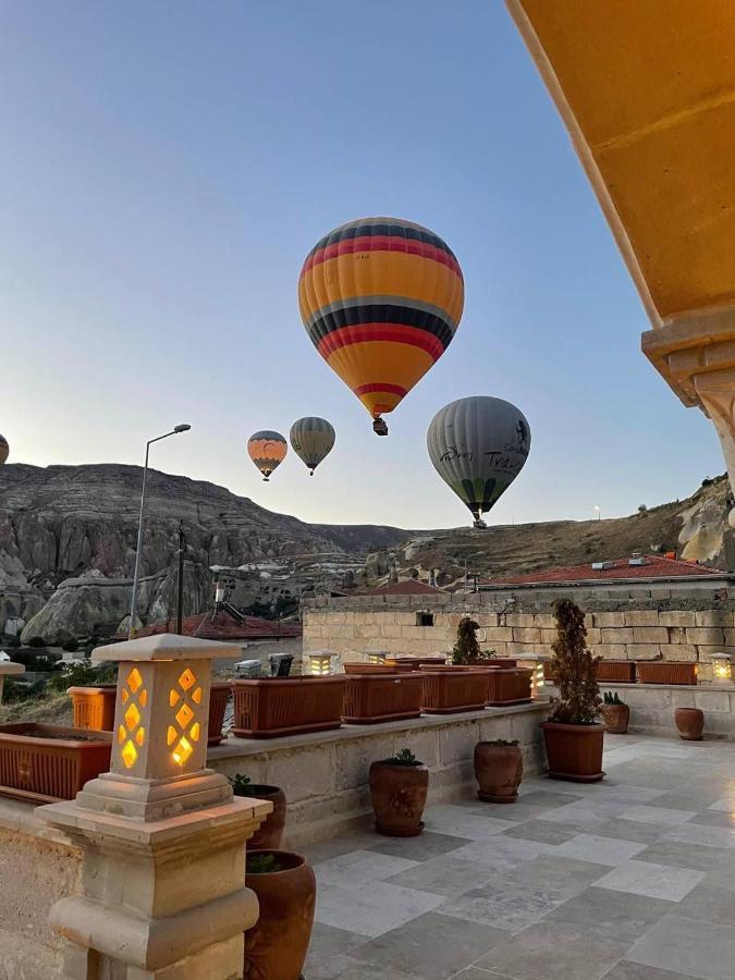 Underground Cave Suites Hotel Göreme Esterno foto