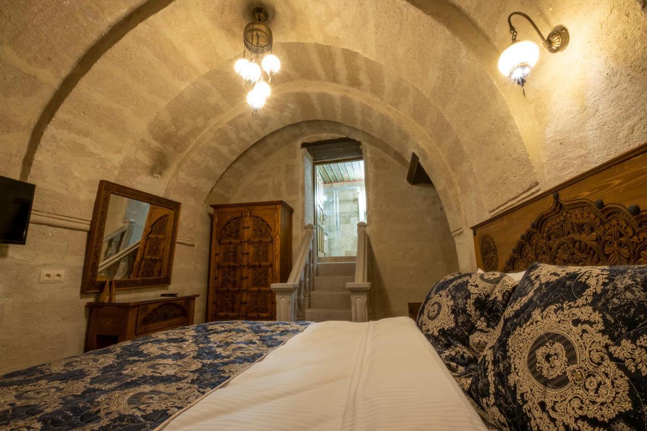 Underground Cave Suites Hotel Göreme Esterno foto