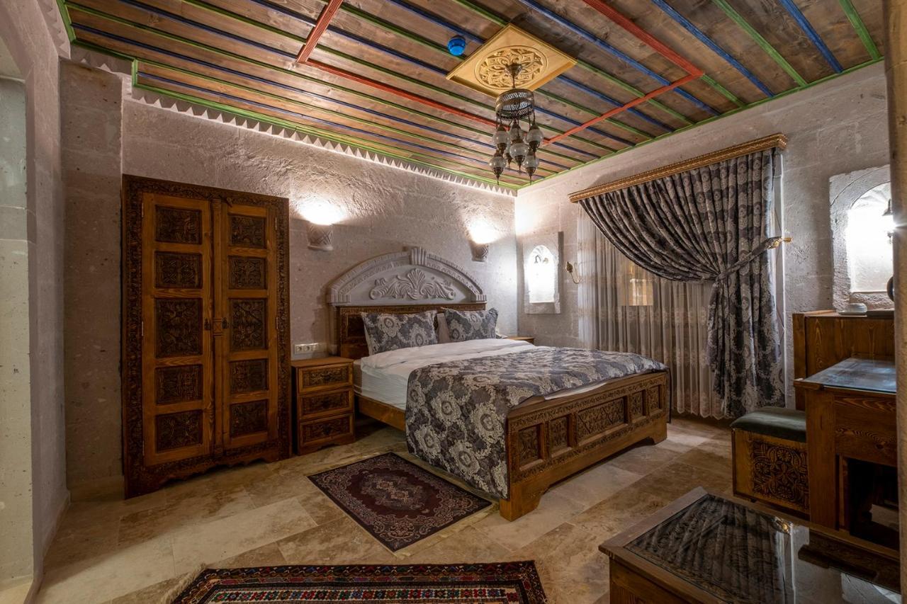 Underground Cave Suites Hotel Göreme Esterno foto