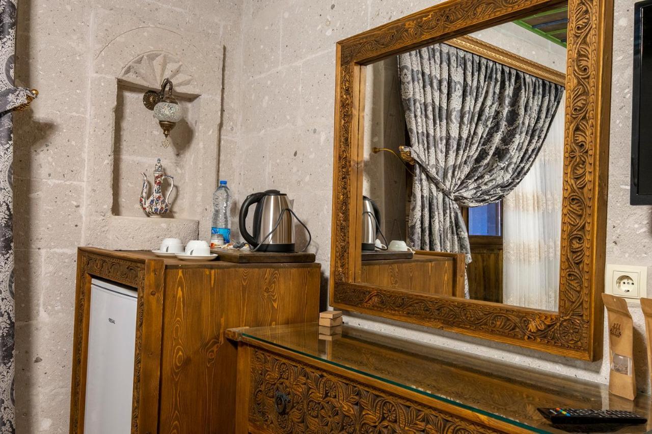 Underground Cave Suites Hotel Göreme Esterno foto