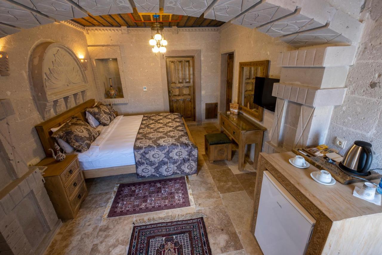 Underground Cave Suites Hotel Göreme Esterno foto