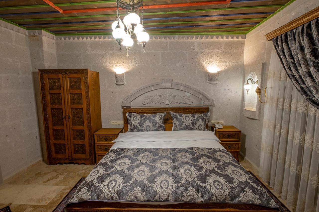 Underground Cave Suites Hotel Göreme Esterno foto